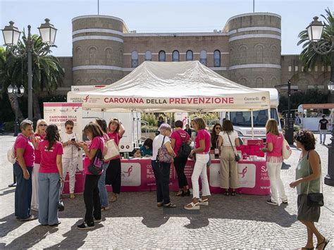 Tour Rosa Per La Salute Delle Donne Con Komen Italia Parte Da Castel