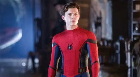 Peter Parker / Spiderman from Marvel Cinematic Universe | CharacTour