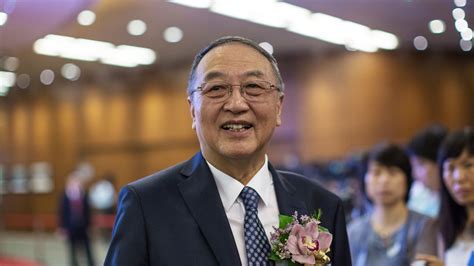 Liu Chuanzhi wins Lifetime Achievement Award at CNBC's Asia Business ...