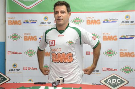 Ramon é apresentado e aposta no elenco da Cabofriense para o Carioca