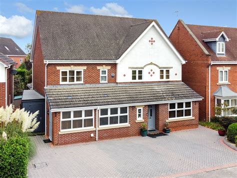 7 Bed Detached House For Sale In Bolingbroke Drive Heathcote Warwick