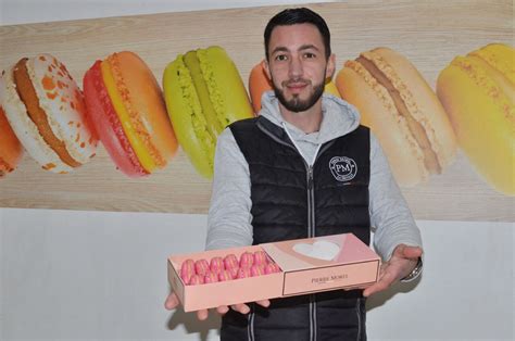 La Gacilly les macarons de Pierre Morel font craquer la France entière