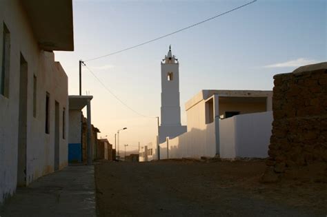 Berber fortresses and desert landscapes, Tataouine – Notes from Camelid ...