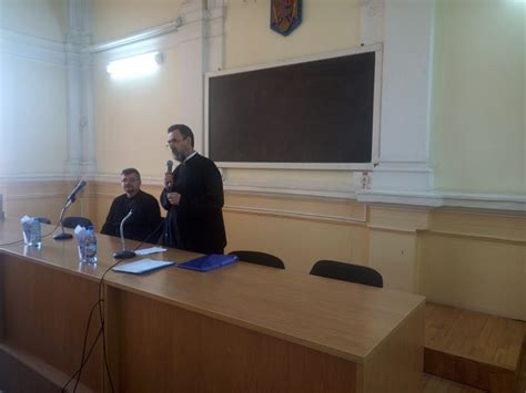 Pr Conf Univ Dr Vasile Vlad A Conferen Iat La Arad N Cadrul