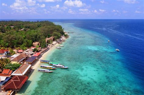 17 Destinasi Open Trip Lombok Murah Yang Populer