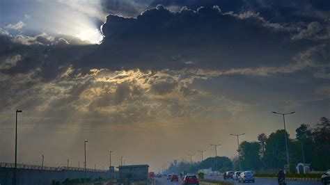 Delhi Rain Flights Diverted At Igi Airport Due To Bad Weather