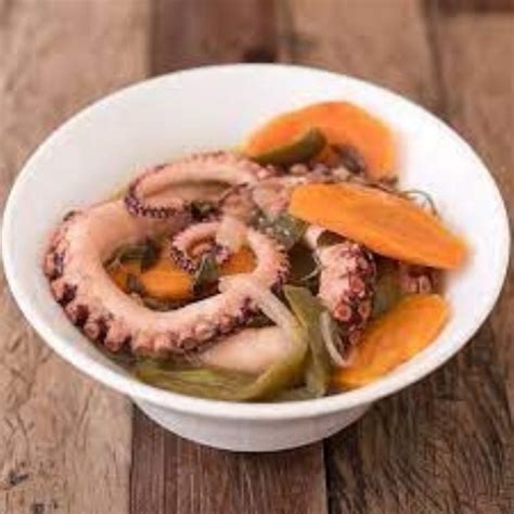 Pulpo al escabeche Cocina algo rico e ingenioso para acompañar la