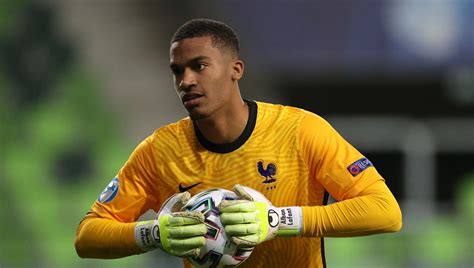 FC Nantes Alban Lafont sélectionné en Équipe de France A une