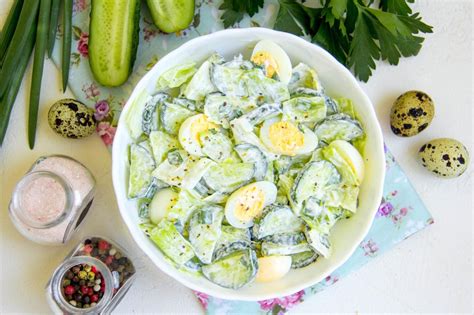 Салат Весенний с огурцом и яйцом рецепт с фото пошагово - 1000.menu