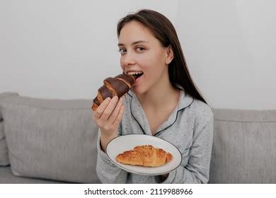 Live Nude Girls Images Photos Et Images Vectorielles De Stock Shutterstock