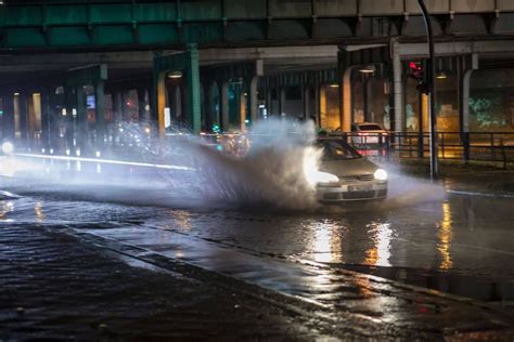 Wetter In Berlin Brandenburg Unwetter Rollt Heran Experte Schaut