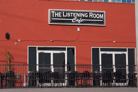 The Listening Room Café | Nashville Guru