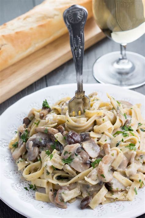 Creamy Tagliatelle Mushrooms Erren S Kitchen