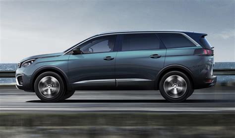 Novo Peugeot 5008 lançado no Brasil preços 7 lugares fotos consumo