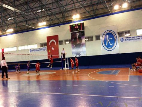 Y Ld Zkent Mkb Ortaokulu Voleybolda B Lge Ampiyonu Oldu