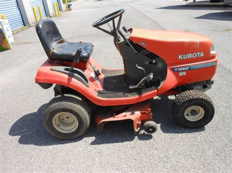 Kubota 42 Inch Riding Lawn Mower Model T1560 RonMowers