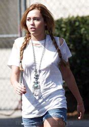 She Left Behind Her Brassiere ZB Porn