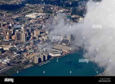 Aerial View Detroit Michigan With The Detroit River Stock Photo Alamy