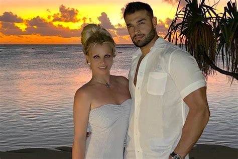 Britney Spears Husband Sam Asghari Files For Divorce Report TrendRadars