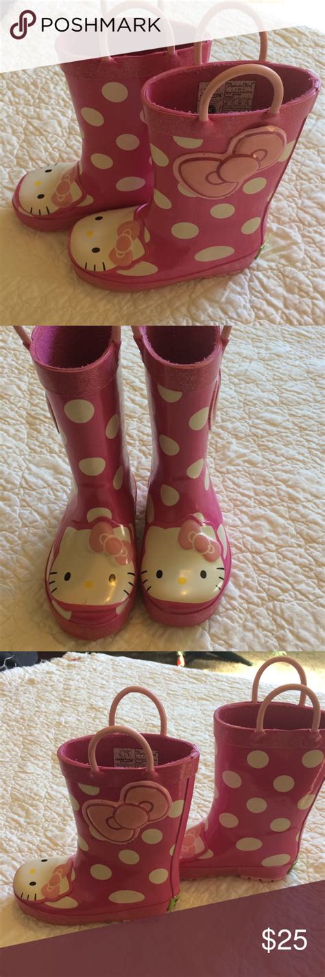 Hello Kitty Rain Boots Size 8 | Rain boots, Boots, Boating outfit