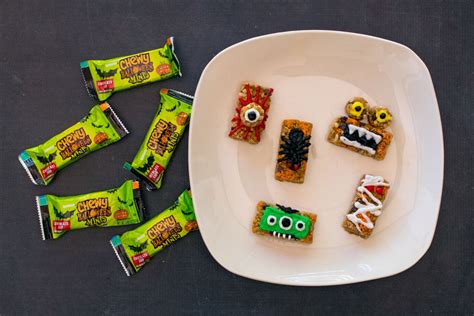 Lunchbox Dad: How to Make Chewy Halloween Mini Bar Monster Snacks