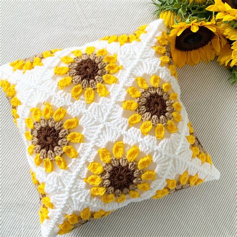 17 Stunning Free Crochet Sunflower Patterns Easy Little World Of Whimsy