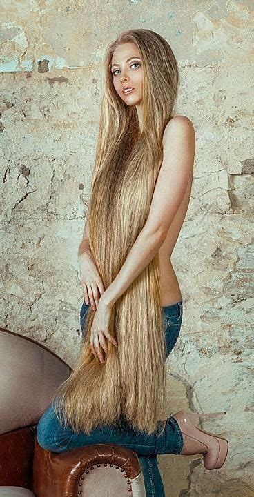 Очень Длинные Волосы Fényképei In 2020 Mit Bildern Lange Blonde Haare