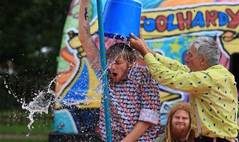 Event Entertainment Norfolk Uk Foolhardy Circus