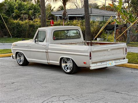 Rocketship Sleeper Restomod 428cj V 8 1968 Ford F100 Pickup 3 Mi Artofit