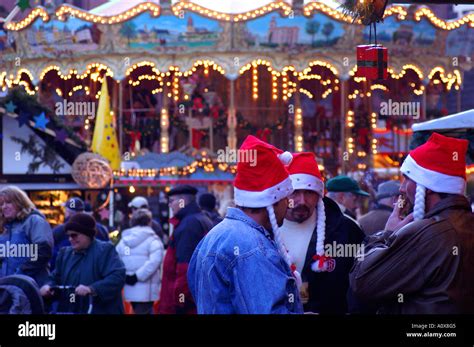 Christmas market in Frankfurt Stock Photo - Alamy