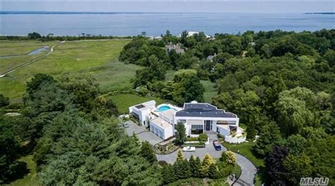 Contemporary Sands Point Mansion Asks $11M