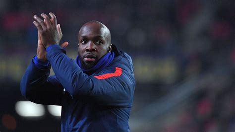 Officiel Lassana Diarra R Silie Son Contrat Avec Le Psg Eurosport