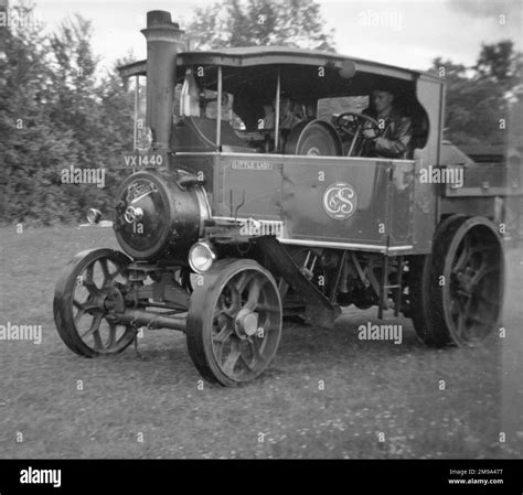 1929 Foden Steam Wagon Hi Res Stock Photography And Images Alamy