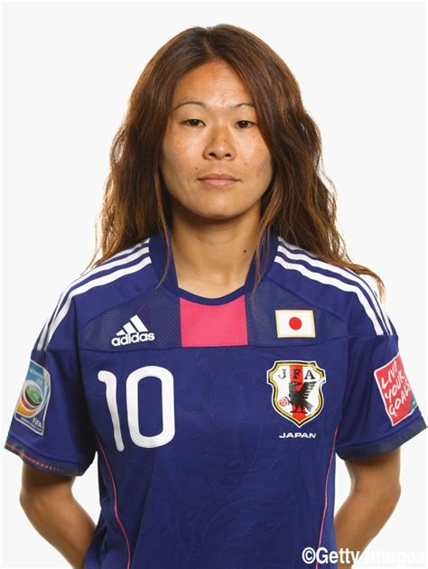 女子サッカー澤穂希選手 結婚相手は元jリーガー！？馴れ初めは？ Celebrity Times