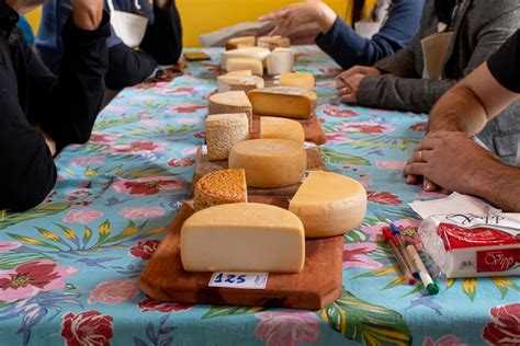 Queijos artesanais de Minas Gerais e de Santa Catarina são eleitos os