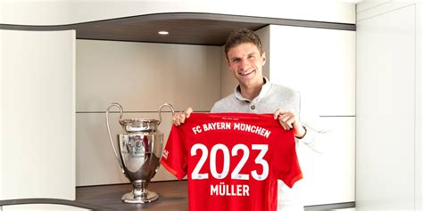 Thomas M Ller Extends Stay At Bayern Until