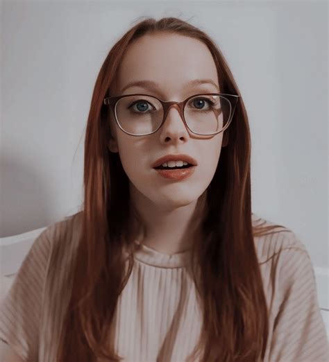 Amybeth Mcnulty Amybeth Mcnulty Pretty Costume Anne Of Green Gables