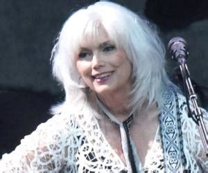 Emmylou Harris Biography - Facts, Childhood, Family Life & Achievements