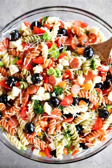 Italian Pasta Salad Is An Easy Flavorful Side Dish With Veggies Pepperoni Cheese And It