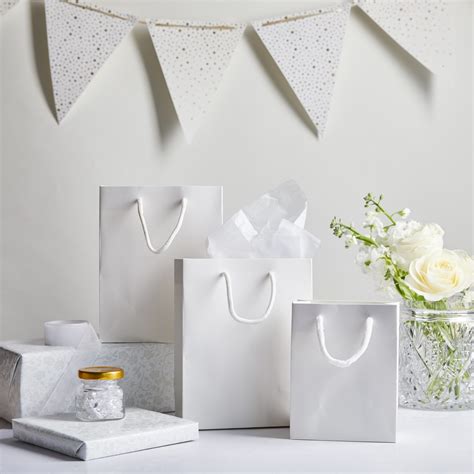 White Luxury Paper Bags With Rope Handles Medium