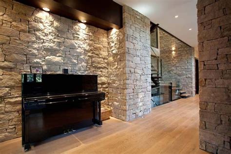 Имитация камня в интерьере - 35 фото