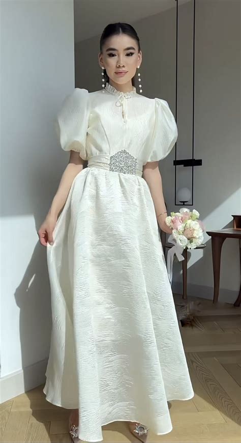 Pin by Jack on Ayana Kunntay | Fashion clothes women, Fashion week ...
