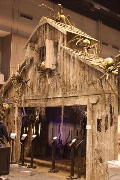 20+ Zombie Haunted House Ideas – The Urban Decor