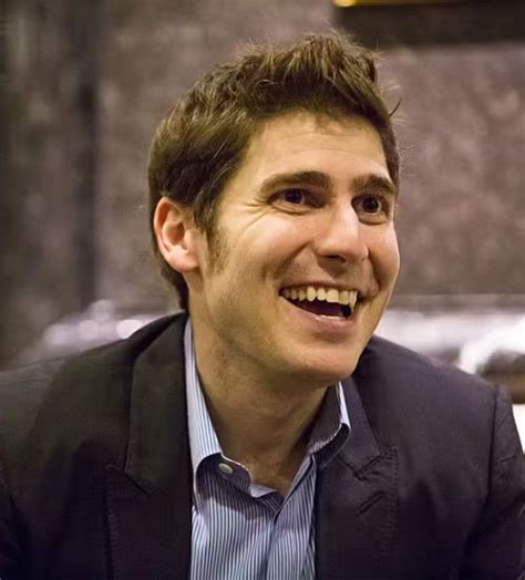 Quem é Eduardo Saverin o brasileiro mais rico do mundo que vive quase