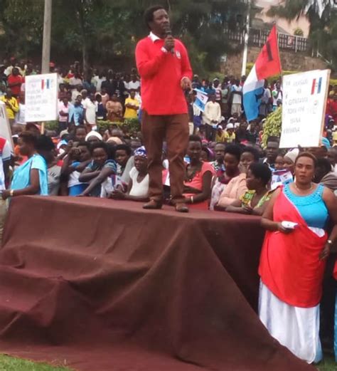 Karongi Bwishyura Abanyamuryango Ba Rpf Inkotanyi Bamamaje Abakandida