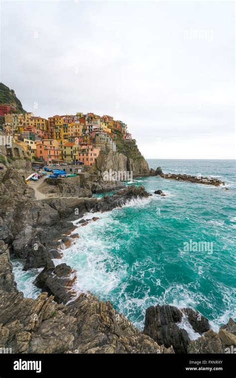 Cinque Terre Wallpaper Hi Res Stock Photography And Images Alamy