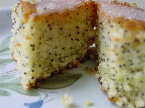 Lemon Lime And Poppy Seed Drizzle Cake Toms Barn