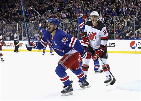 Chris Kreider scores two power play goals in win over Devils