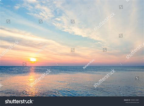 2,400,286 Sea sky horizon Images, Stock Photos & Vectors | Shutterstock