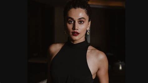 Taapsee Pannu Reveals Why She Never Wanted To Date Anyone From The Film